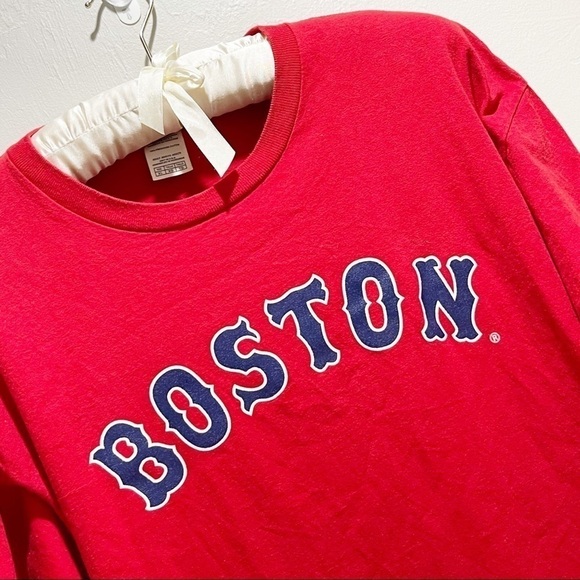 BOSTON RED SOX Men's Red Graphic Logo Tee - Picture 3 of 6